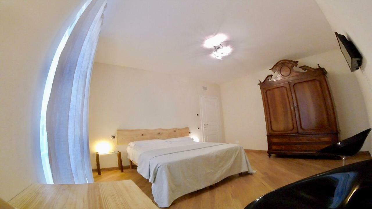 Liberty Room And Breakfast Borgo Val di Taro Eksteriør billede
